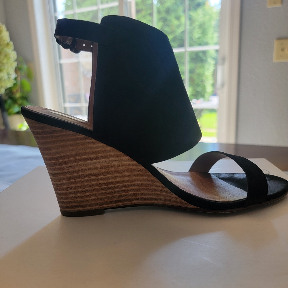 Halogen Haclarette-Lea Black and Tan Open Toe Wedge Sandals - Picture 4 of 11